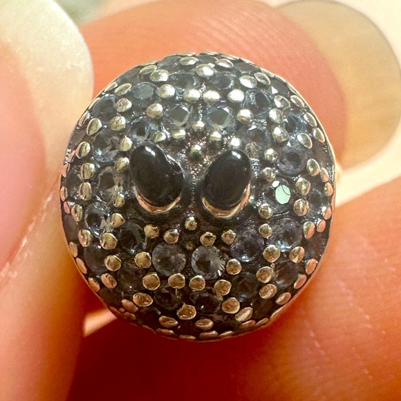 Minions Silver Pandora FIT Charm - Picture 6 of 7